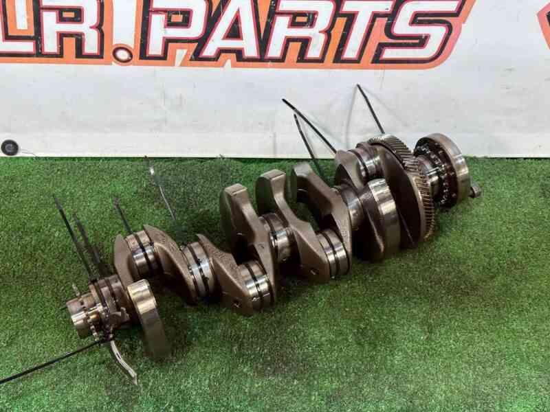 LR100582.3 Crankshaft standard 2.0i HI PHEV Range Rover Sport L494 (2014-2022) used cost 1 350 € in stock 1 pcs.