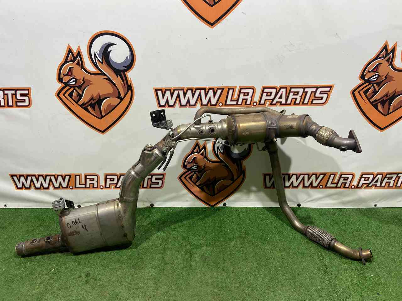 LR113205 Soot filter 3.0D for two turbos rest 2018 - Range Rover Sport L494 (2013-2023) Used cost 1 300 € in stock 1 pcs.