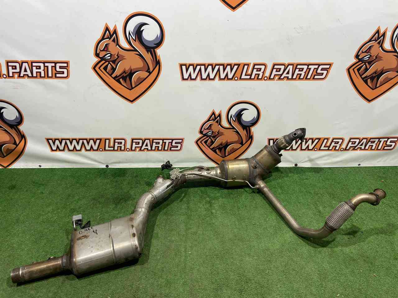 LR113205 Soot filter 3.0D for two turbos rest 2018 - Range Rover Sport L494 (2013-2023) Used cost 1 300 € in stock 1 pcs.