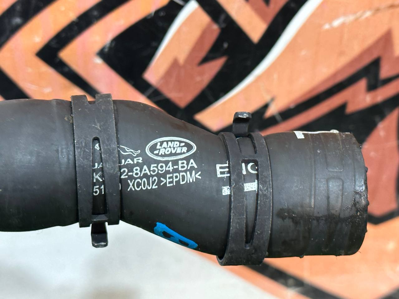 LR115297 Cooling pipe to the thermostat Land Rover Discovery Sport L550 (2015-) Used cost 15 € in stock 1 pcs.