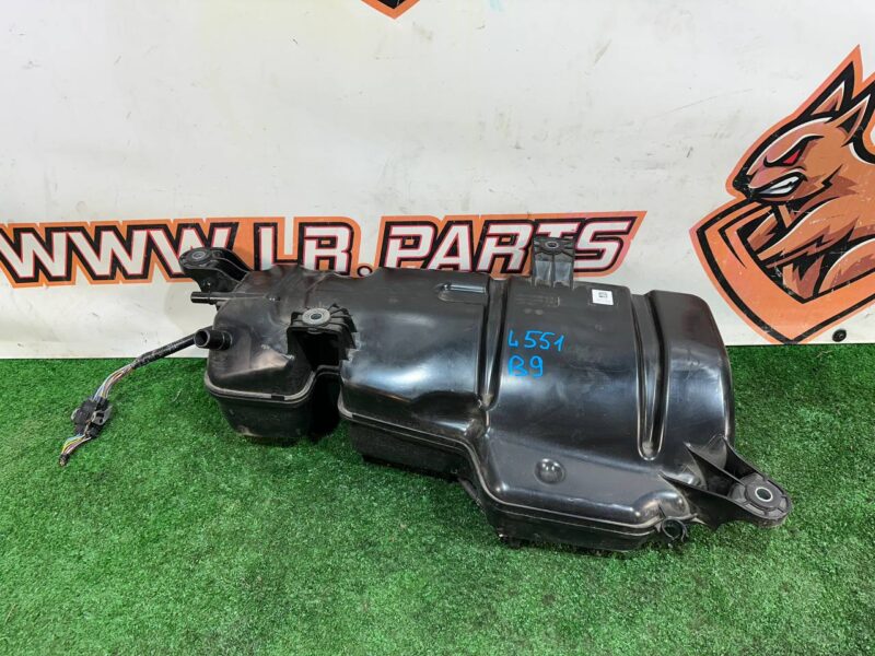 LR115631 Urea tank Adblue Range Rover Evoque New L551 (2019-) used cost 250 € in stock 2 pcs.