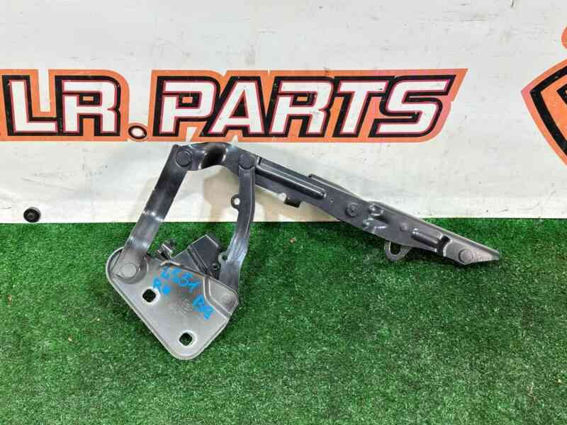 LR117304 Hood hinge right Range Rover Evoque New L551 (2019-) Used cost 62,5 € in stock 3 pcs.