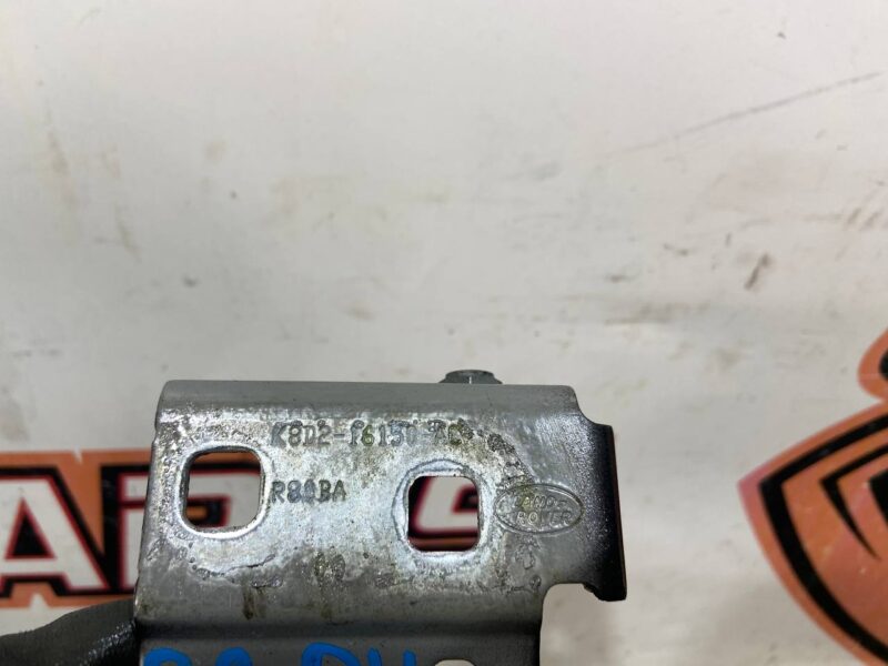 LR117308 Wing bracket right Range Rover Evoque New L551 (2019-) used cost 26 € in stock 2 pcs.