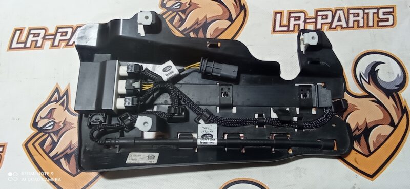 LR122704 Hands-free tailgate release sensor right Range Rover Sport L494 (2014-2022) Used cost 90 € in stock 2 pcs.