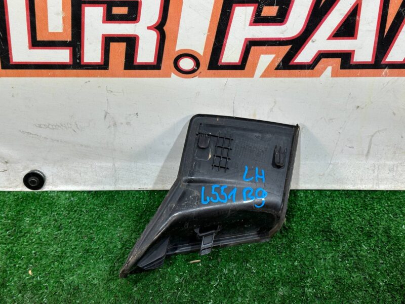 LR128148 LH Lamp Access Cover Range Rover Evoque New L551 (2019-) Used cost 30 € in stock 3 pcs.