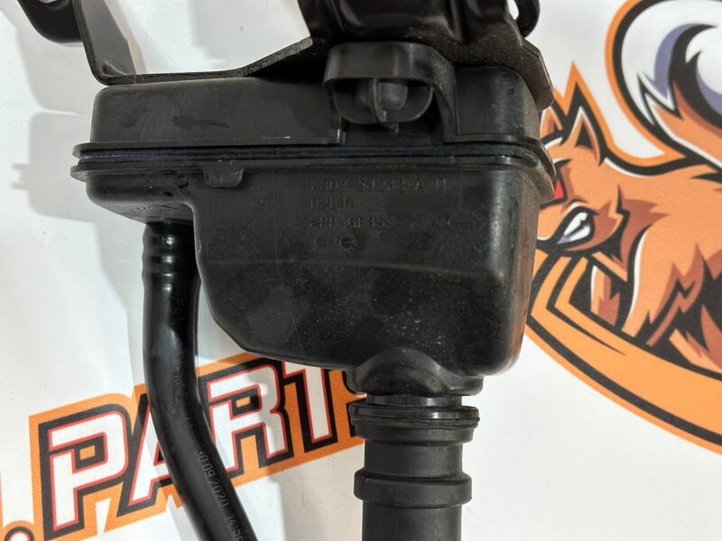 LR134942 Urea filler neck Range Rover Evoque New L551 (2019-) USED cost 50 € in stock 2 pcs.