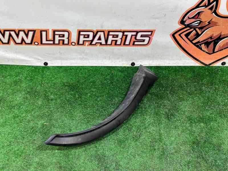 LR136889 Rear wheel arch molding left Range Rover Evoque New L551 (2019-) Used cost 53,96 € in stock 2 pcs.