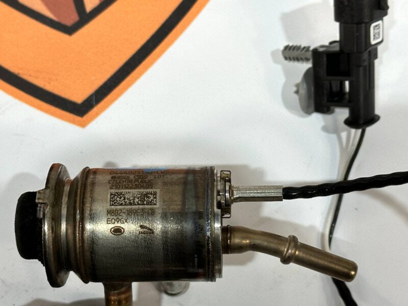 LR139641 Adblue injector Range Rover Evoque New L551 (2019-) Used cost 80 € in stock 3 pcs.