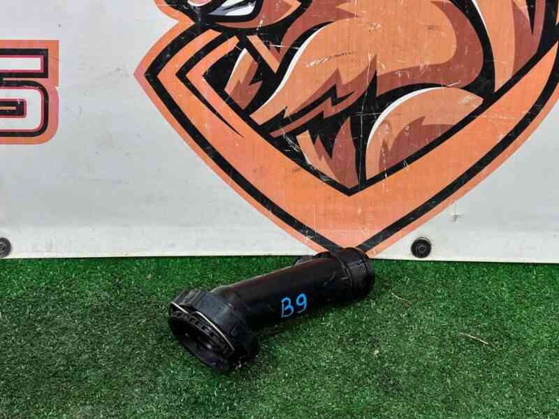 LR139651 Intercooler hose Range Rover Evoque New L551 (2019-) used cost 40 € in stock 1 pcs.