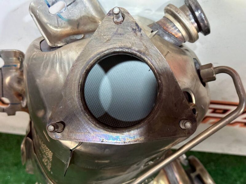 LR139755 Diesel particulate filter Range Rover Evoque New L551 (2019-) used cost 800 € in stock 2 pcs.