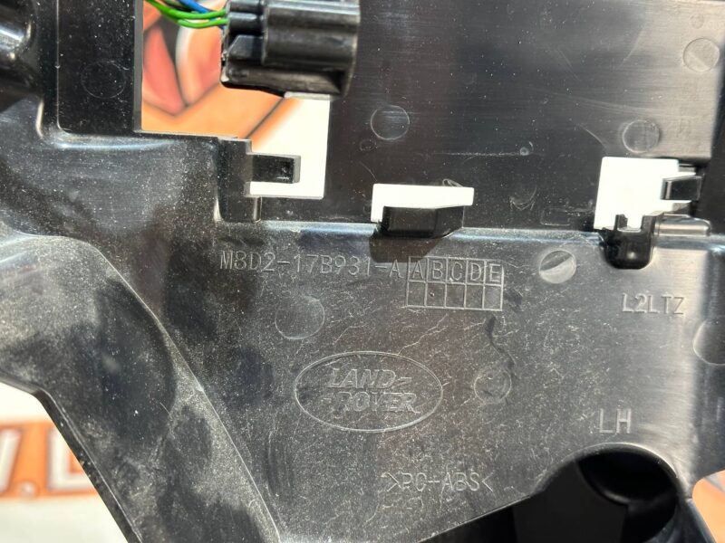 LR139813 Left rear bumper mounting bracket Range Rover Evoque New L551 (2019-) used cost 25 € in stock 1 pcs.
