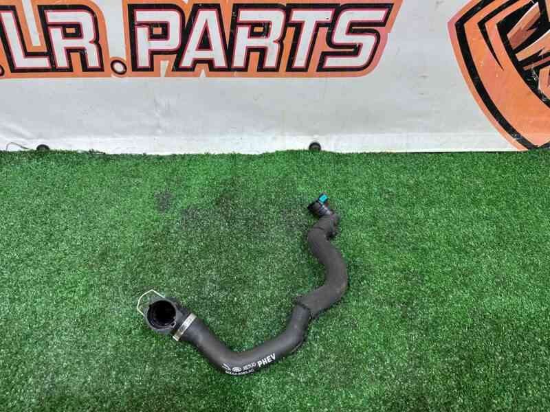 LR140815 Coolant hose Range Rover Velar L560 (2018-) used cost 30 € in stock 1 pcs.
