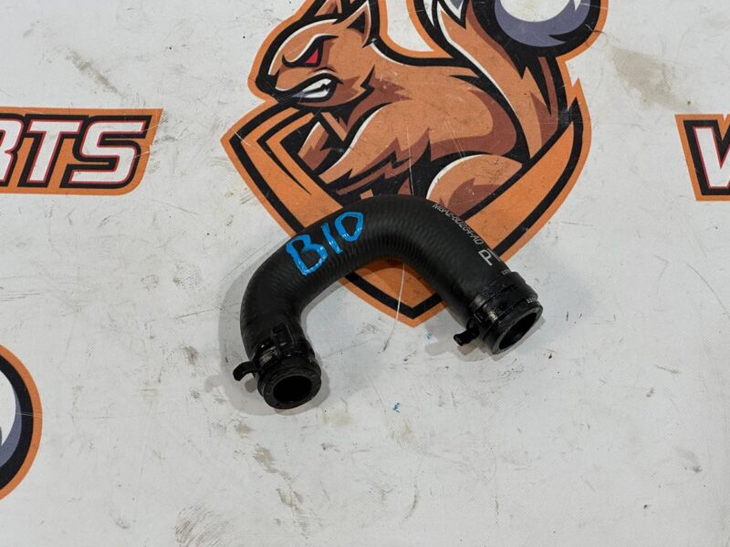 LR140959 Water pump hose Range Rover Velar L560 (2018-) used cost 15 € in stock 1 pcs.