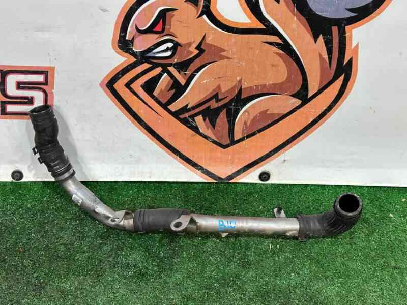 LR141041 Cooling system hose Range Rover Velar L560 (2018-) used cost 25 € in stock 1 pcs.