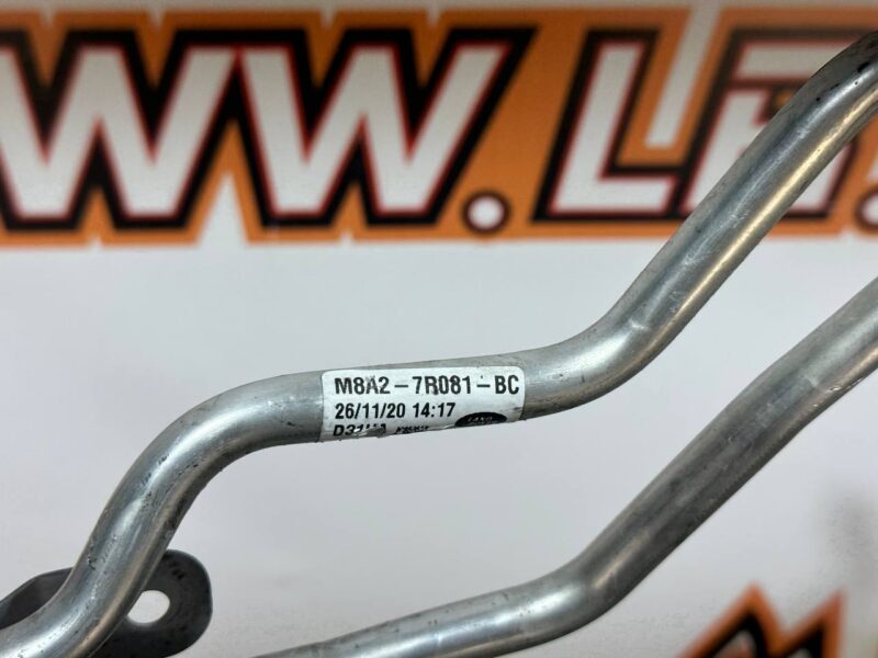 LR141632 Used Range Rover Velar L560 (2018-) oil cooler pipe cost 55 € in stock 1 pcs.