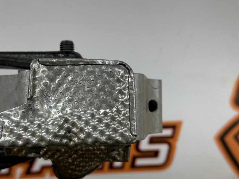 LR143677 Engine support cushion lower Range Rover Evoque New L551 (2019-) used cost 55 € in stock 5 pcs.