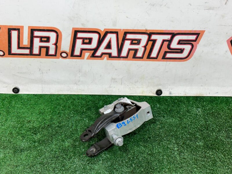 LR143677 Engine support cushion lower Range Rover Evoque New L551 (2019-) used cost 55 € in stock 5 pcs.