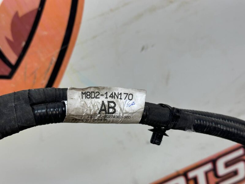 LR143878 Positive wire Range Rover Evoque New L551 (2019-) used cost 30 € in stock 1 pcs.