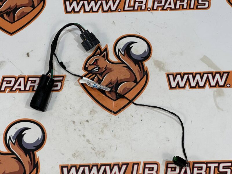 LR146100 Connecting wire Range Rover Velar L560 (2018-) used cost 60 € in stock 1 pcs.