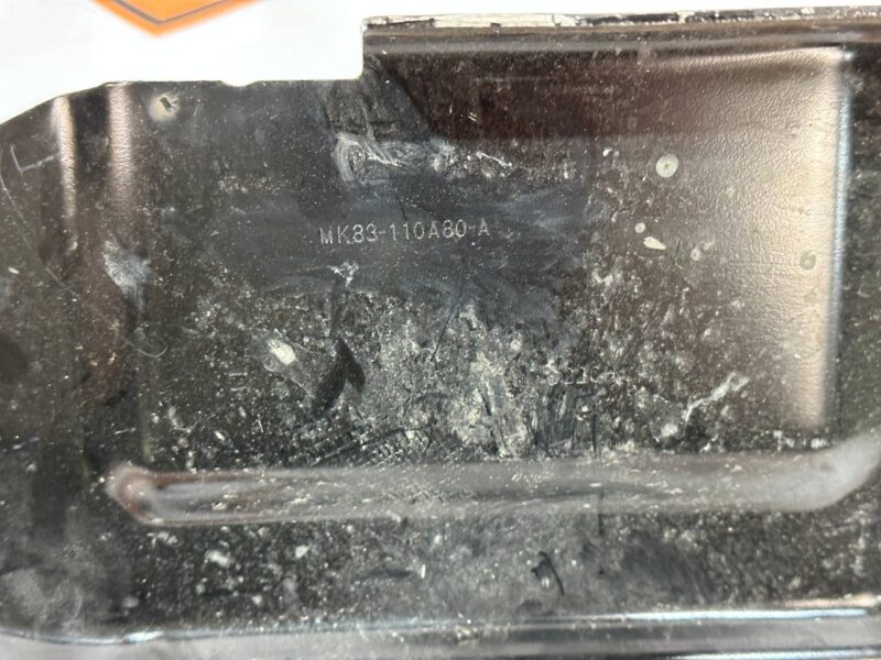 T4A33960 Floor panel front right Jaguar F-Pace X761 (2017-) used cost 40 € in stock 1 pcs.