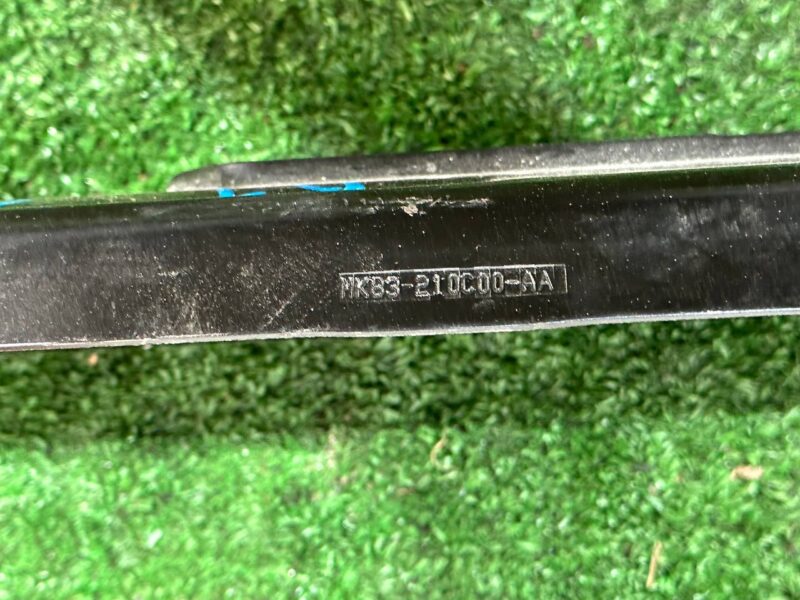 T4A35431 Rear floor bar Jaguar F-Pace X761 (2017-) used cost 50 € in stock 1 pcs.