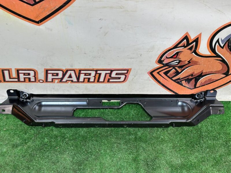 T4A35431 Rear floor bar Jaguar F-Pace X761 (2017-) used cost 50 € in stock 1 pcs.