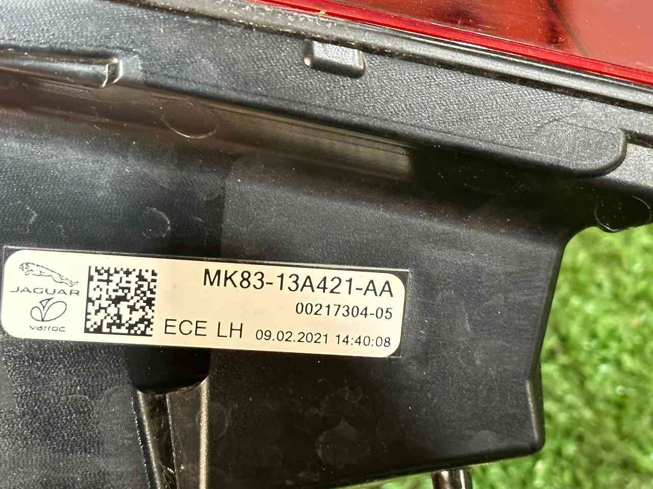 T4A36236 Left rear taillight on the trunk lid 2021- Jaguar F-Pace X761 (2017-) Used cost 250 € in stock 1 pcs.