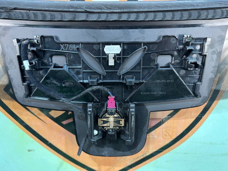 T4A41922 Windshield rest 2021- Jaguar F-Pace X761 (2017-) Used cost 600 € in stock 1 pcs.