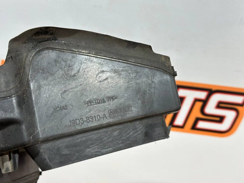 T4K1468 Lower deflector Jaguar I-Pace X590 (2018-) used cost 80 € in stock 2 pcs.