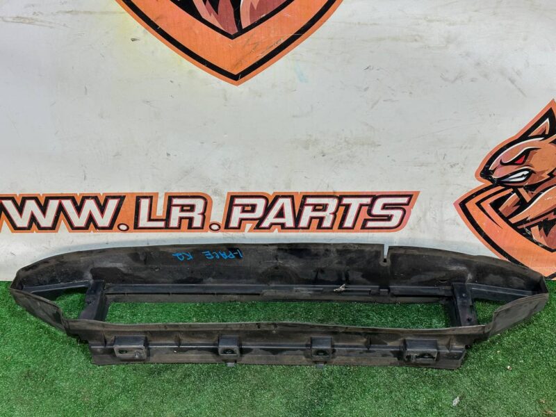 T4K1468 Lower deflector Jaguar I-Pace X590 (2018-) used cost 80 € in stock 2 pcs.