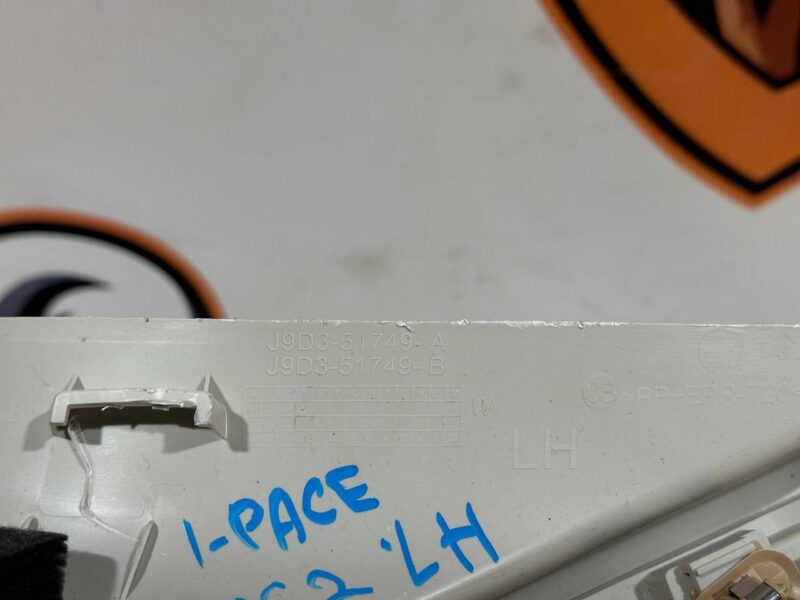 T4K1795LKP Body pillar trim left Jaguar I-Pace (2018-) used cost 50 € in stock 1 pcs.