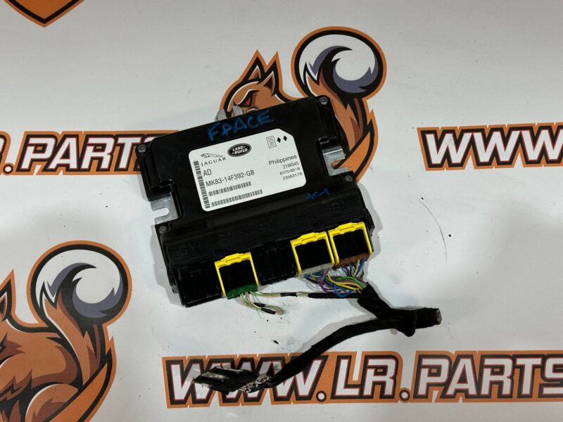 T4N34255 ECU Jaguar F-Pace X761 (2017-) Used cost  € in stock 1 pcs.