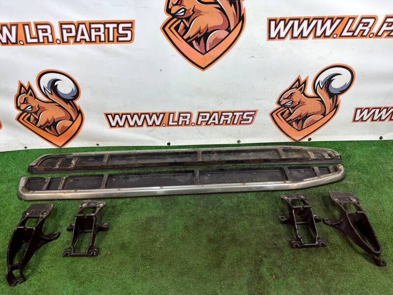 VPLGP0114 Stationary running boards set Range Rover L405 (2013-2021) used cost 530 € in stock 1 pcs.