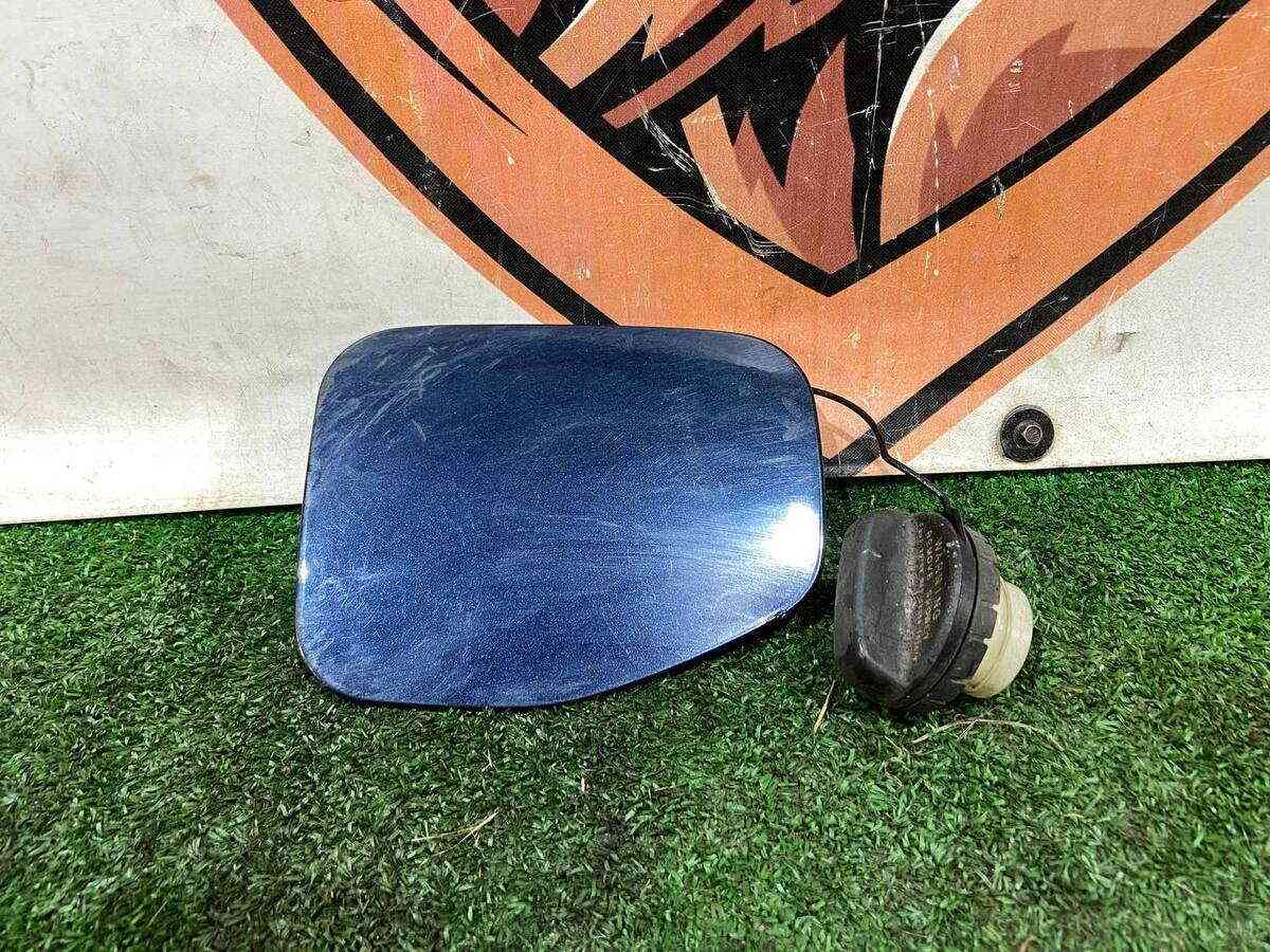 57601AJ00A9P Used SUBARU fuel filler cap