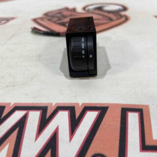 83002AJ000 Used SUBARU Dashboard Light Button