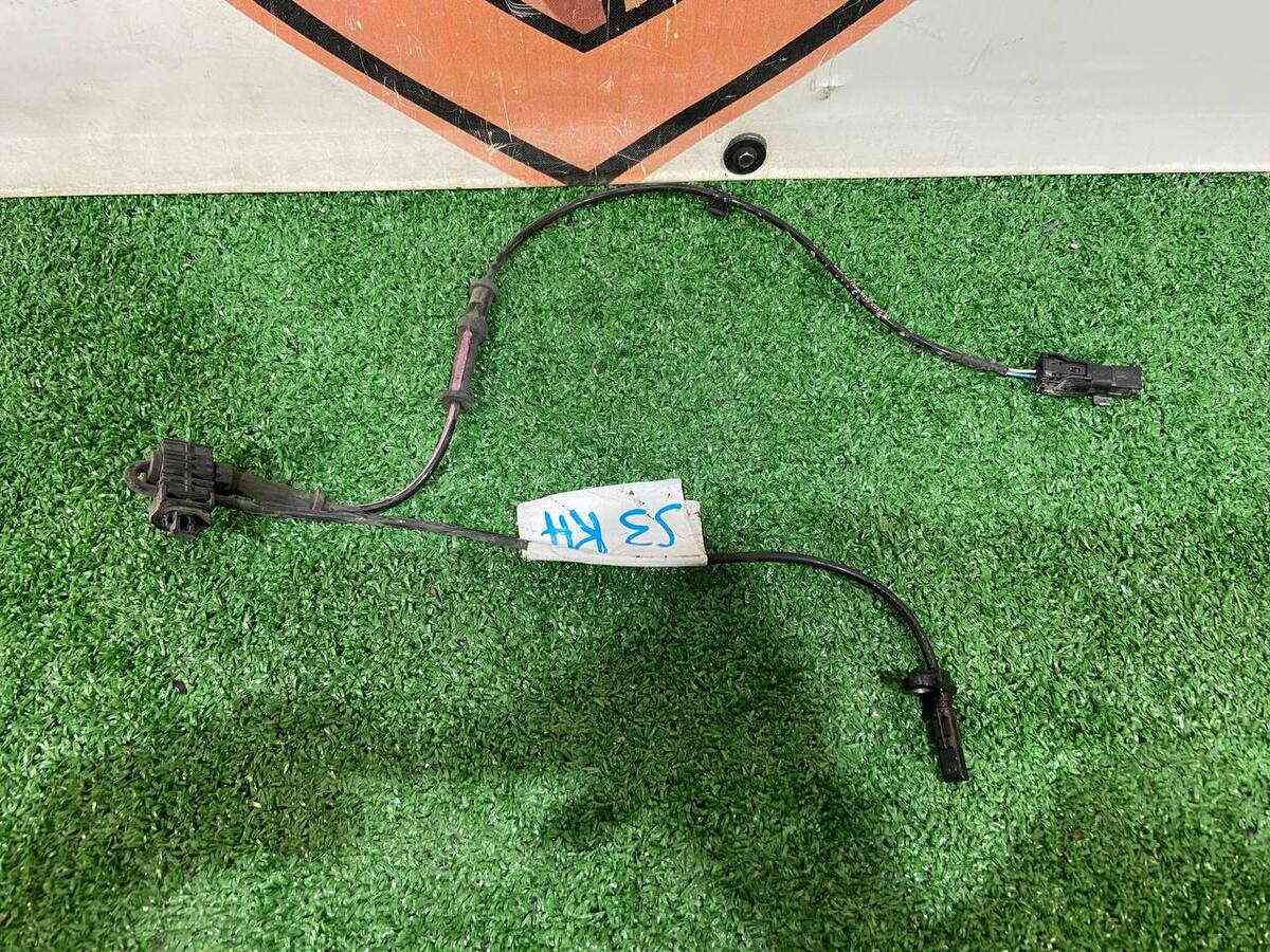 B45A4370XA ABS sensor front right MAZDA 3 used