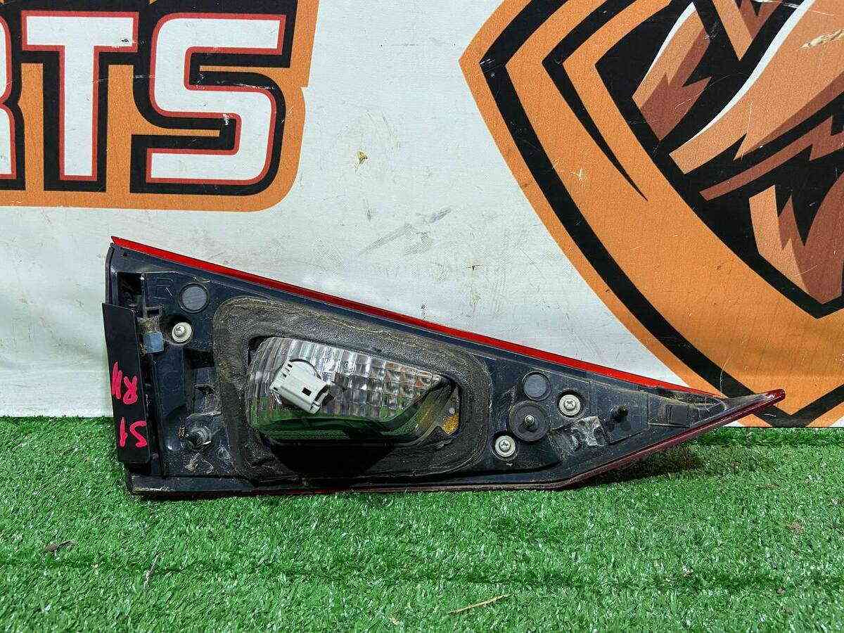 B45A513F0 Lamp internal right MAZDA 3 used