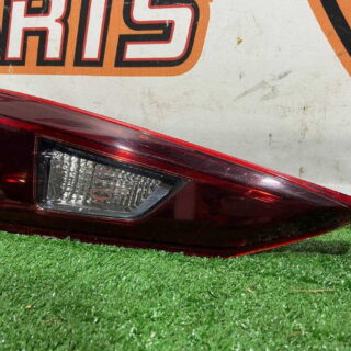 B45A513G0 Lamp internal left MAZDA 3 used