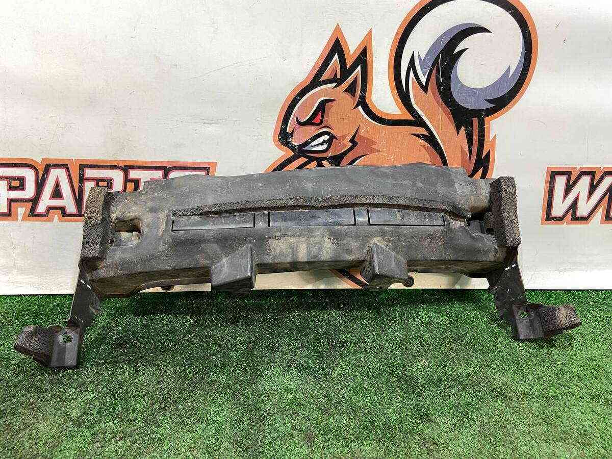 BHN1501C0B Used MAZDA 3 radiator deflector