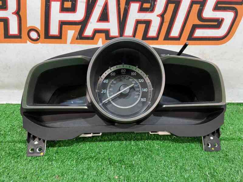BHN155471E Dashboard MAZDA 3 used
