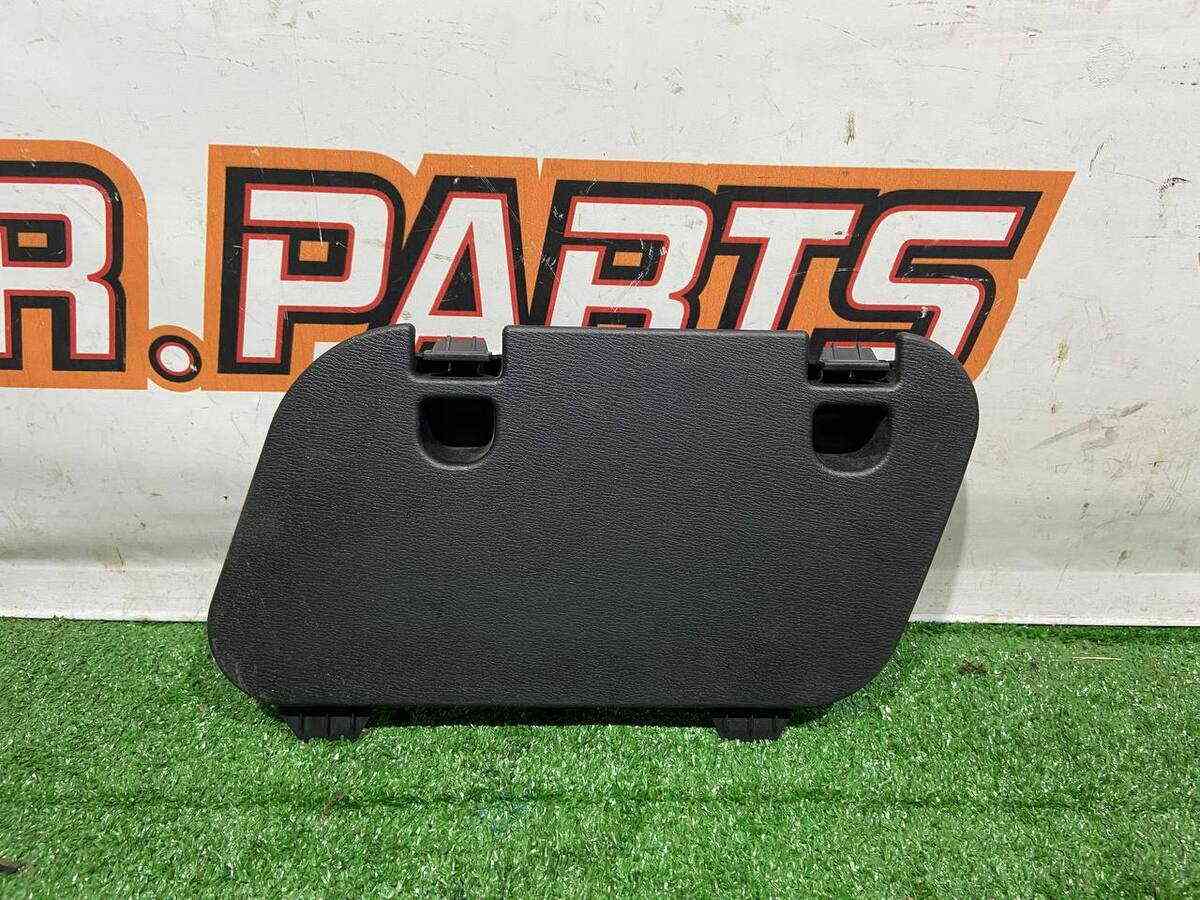 BHN1688T0 Used MAZDA 3 Trunk Trim Cover