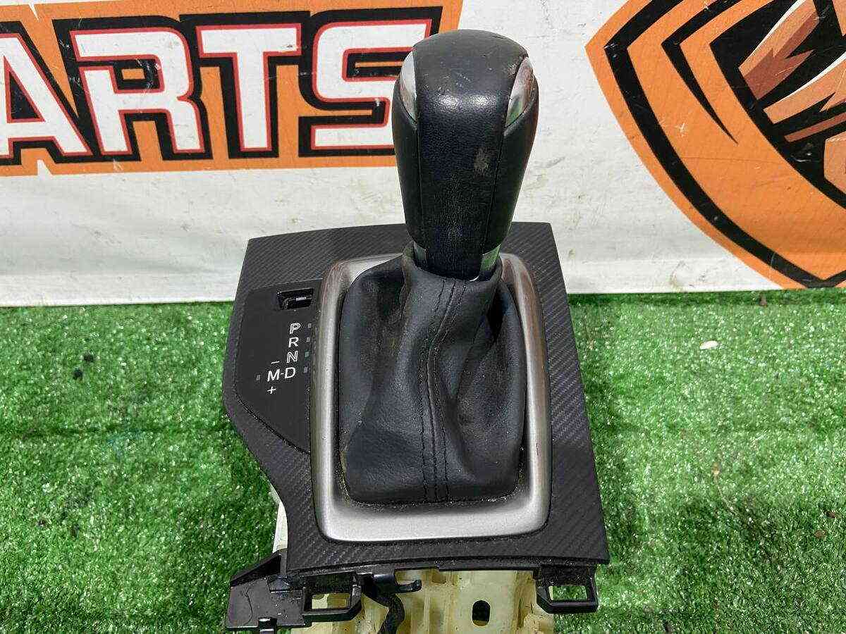 BHN246100E Shift gate, automatic transmission MAZDA 3 used