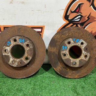 BJS733251A Front brake disc MAZDA 3 used