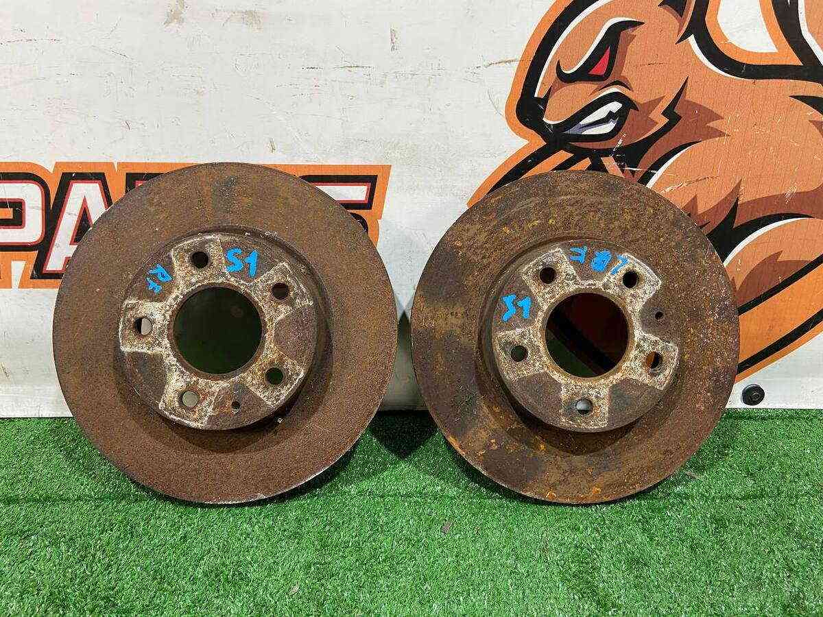 BJS733251A Front brake disc MAZDA 3 used