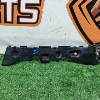 BJS7502H1B Rear right bumper mounting bracket used MAZDA 3