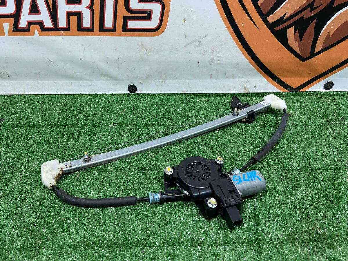 BJS773590A Power window rear left electr. MAZDA 3 used