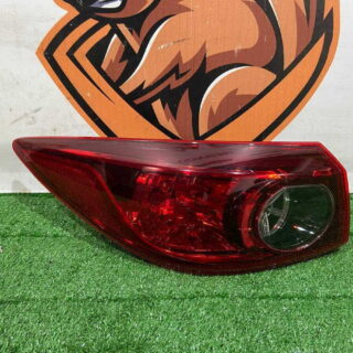 BJT151160A Rear left lamp in the fender MAZDA 3 used