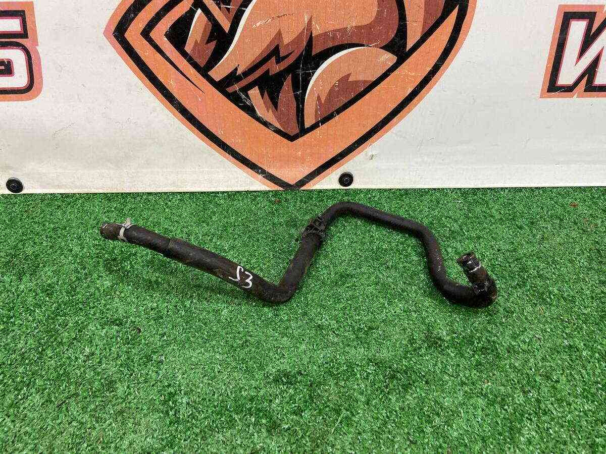GHP96124Y Used MAZDA 3 heater hose