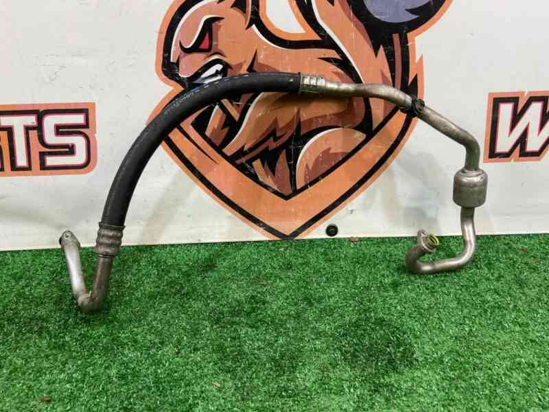 LR035479 Air conditioning pipe Range Rover L405 (2013-2021) used cost 75 € in stock 1 pcs.