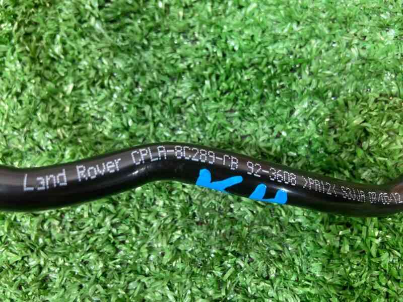 LR035628 Radiator nozzle for fuel cooling Range Rover Sport L494 (2014-2022) Used cost 10 € in stock 1 pcs.